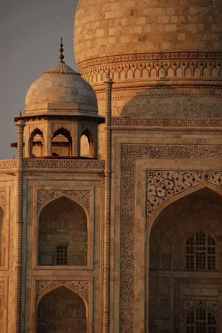 Taj Mahal in Agra representing the next stage of the Mughal heritage journey